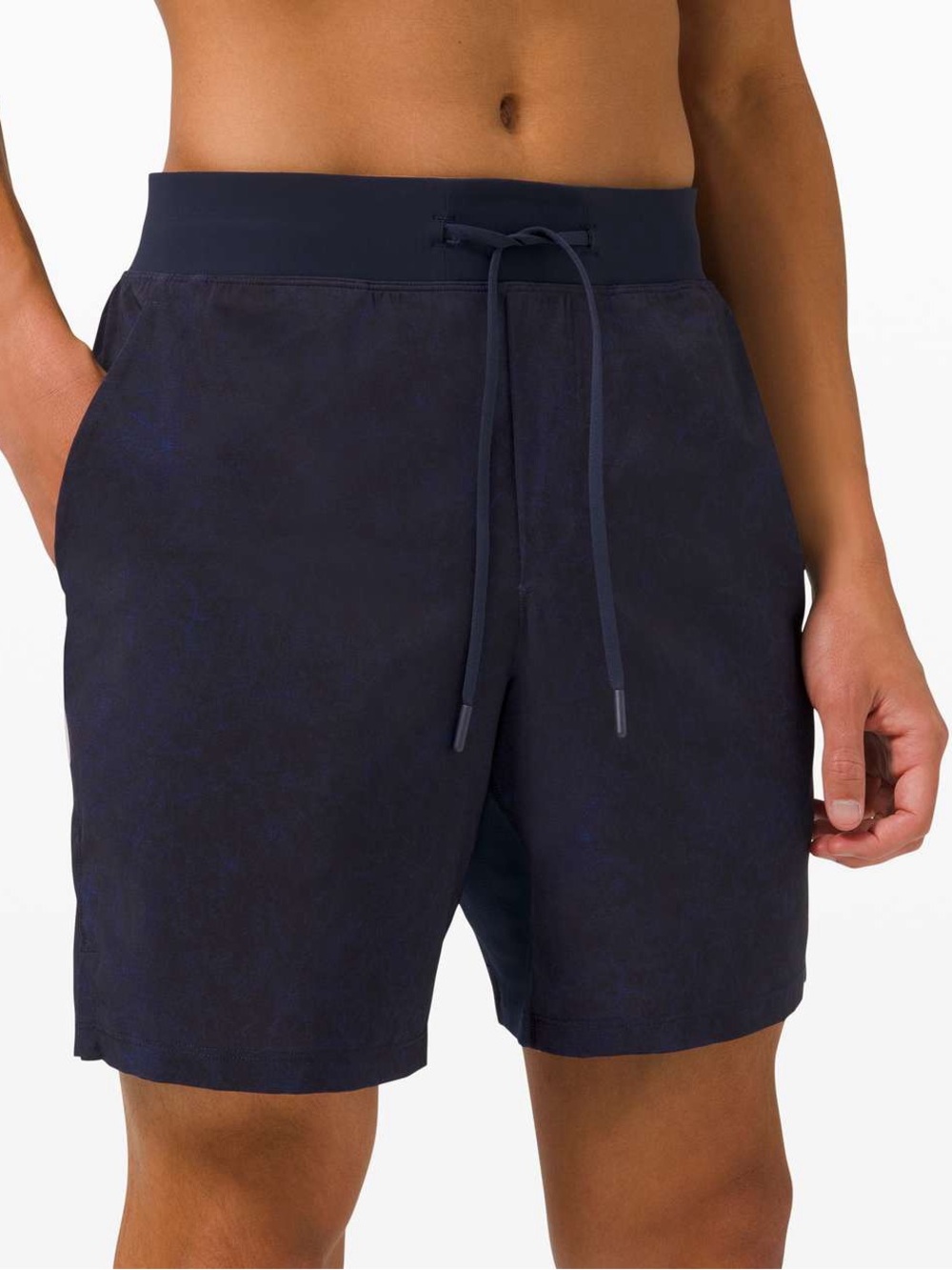Lululemon T.H.E. Short 7" *Linerless
Gravel Dust True Navy Multi
